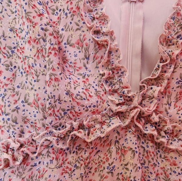 Blush Pink Mini-Dress Ditsy Floral Flowy Small She and Sky - Picture 9 of 12